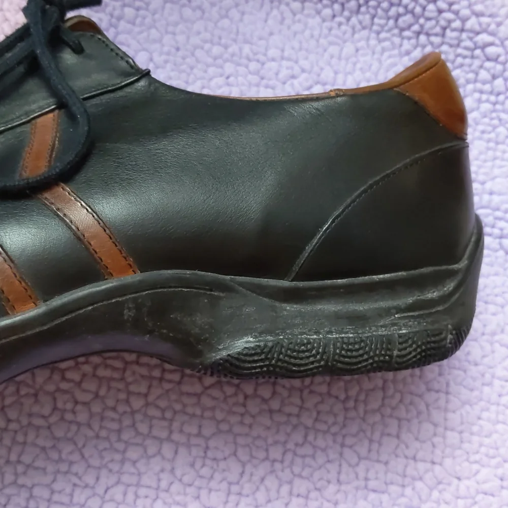 Allen Edmonds Traveler Sneaker Style Oxford Men 13B Black Brown 76007